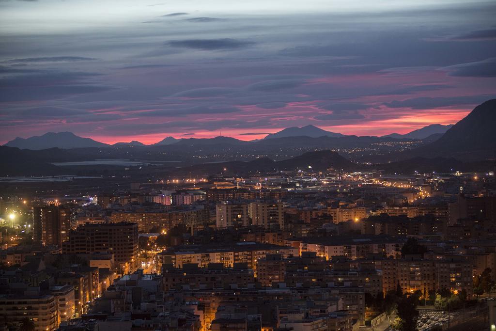 Alicante Skylights Apartments Chambre photo